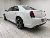 2018 Chrysler 300 Touring