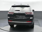 Thumbnail of 2025 Diamond Black Crystal Pearlcoat Jeep Grand Cherokee L