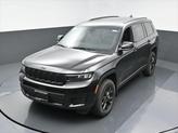 Thumbnail of 2025 Diamond Black Crystal Pearlcoat Jeep Grand Cherokee L