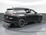 Thumbnail of 2025 Diamond Black Crystal Pearlcoat Jeep Grand Cherokee L