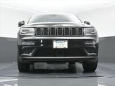 Thumbnail of 2020 Diamond Black Crystal Pearlcoat Jeep Grand Cherokee