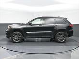Thumbnail of 2020 Diamond Black Crystal Pearlcoat Jeep Grand Cherokee