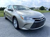 Photo of 2017 Creme Brulee Mica Toyota Camry