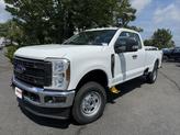 Thumbnail of 2025 Oxford White Ford F-250
