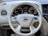 Thumbnail of 2015 Arctic Blue Metallic Nissan Pathfinder