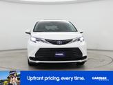 Thumbnail of 2024 White Toyota Sienna