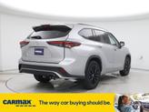 Thumbnail of 2024 Silver Toyota Highlander