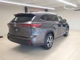 Thumbnail of 2022 Gray Toyota Highlander