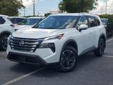 Thumbnail of 2025 Everest White P Nissan Rogue