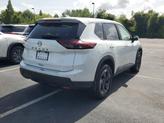 Thumbnail of 2025 Everest White P Nissan Rogue