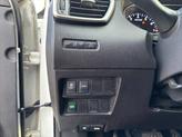 Thumbnail of 2016 White Nissan Rogue