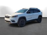 Thumbnail of 2022 Bright White Clearcoat Jeep Cherokee
