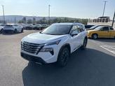 Thumbnail of 2026 Everest White Pearl Tricoat Nissan Rogue
