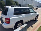 Thumbnail of 2003 Super White Toyota Highlander