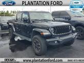 Photo of 2023 Black Clearcoat Jeep Gladiator
