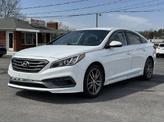 Thumbnail of 2017 White Hyundai SONATA