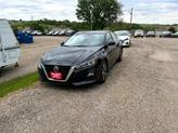 Thumbnail of 2022 Black Nissan Altima