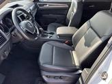 Thumbnail of 2019 Pure White Volkswagen Atlas