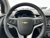Thumbnail of 2022 Iridescent Pearl Tricoat Chevrolet Trax