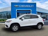 Thumbnail of 2022 Iridescent Pearl Tricoat Chevrolet Trax