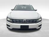 Thumbnail of 2019 Pure White Volkswagen Tiguan
