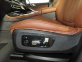 Thumbnail of 2026 Mineral White Metallic BMW X7