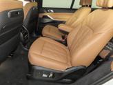 Thumbnail of 2026 Mineral White Metallic BMW X7