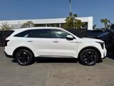 Thumbnail of 2024 Glacial White Pearl Kia Sorento