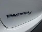 Thumbnail of 2019 Bright White Clearcoat Chrysler Pacifica Hybrid