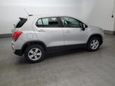 Thumbnail of 2017 Silver Ice Metallic Chevrolet Trax