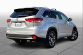 Thumbnail of 2018 Celestial Silver Metallic Toyota Highlander