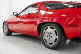 Thumbnail of 1983 Guards Red Porsche 928