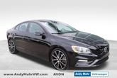Photo of 2017 Onyx Black Metallic Volvo S60