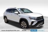 Photo of 2022 Pure White Volkswagen Taos