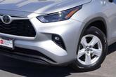 Thumbnail of 2025 Celestial Silver Metallic Toyota Highlander