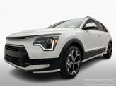 Photo of 2024 Snow White Pearl Kia Niro