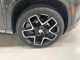Thumbnail of 2025 Mosaic Black Metallic Chevrolet Traverse