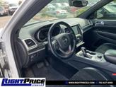 Thumbnail of 2017 Bright White Clearcoat Jeep Grand Cherokee