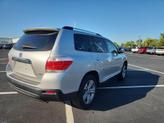 Thumbnail of 2012 Classic Silver Metallic Toyota Highlander
