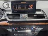 Thumbnail of 2020 Glacier White Metallic Audi Q5