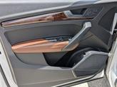 Thumbnail of 2020 Glacier White Metallic Audi Q5