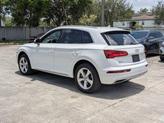 Thumbnail of 2020 Glacier White Metallic Audi Q5