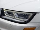 Thumbnail of 2020 Glacier White Metallic Audi Q5