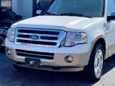 Thumbnail of 2013 White Platinum Metallic Tri-Coat Ford Expedition