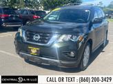 Photo of 2018 Magnetic Black Nissan Pathfinder
