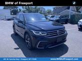 Photo of 2022 Deep Black Pearl Effect Volkswagen Tiguan
