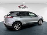 Thumbnail of 2022 Silver Ford Edge