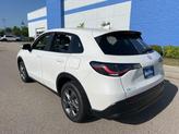 Thumbnail of 2026 Platinum White Pearl Honda HR-V