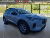 Thumbnail of 2025 Space Silver Metallic Ford Escape