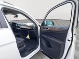Thumbnail of 2025 Opal White Pearl Effect Volkswagen Atlas